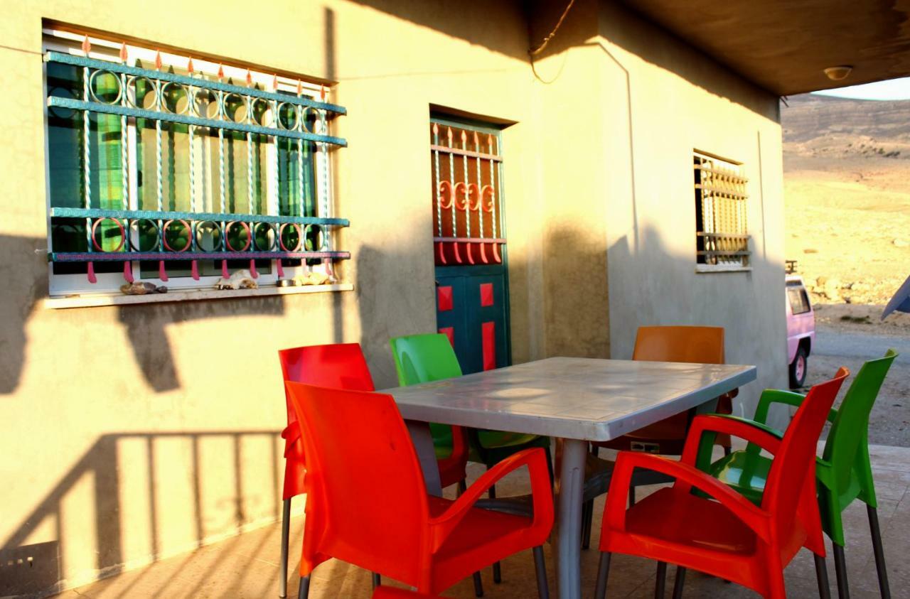 Bedouin Pink Ecohouse Bed and Breakfast Wadi Musa Esterno foto