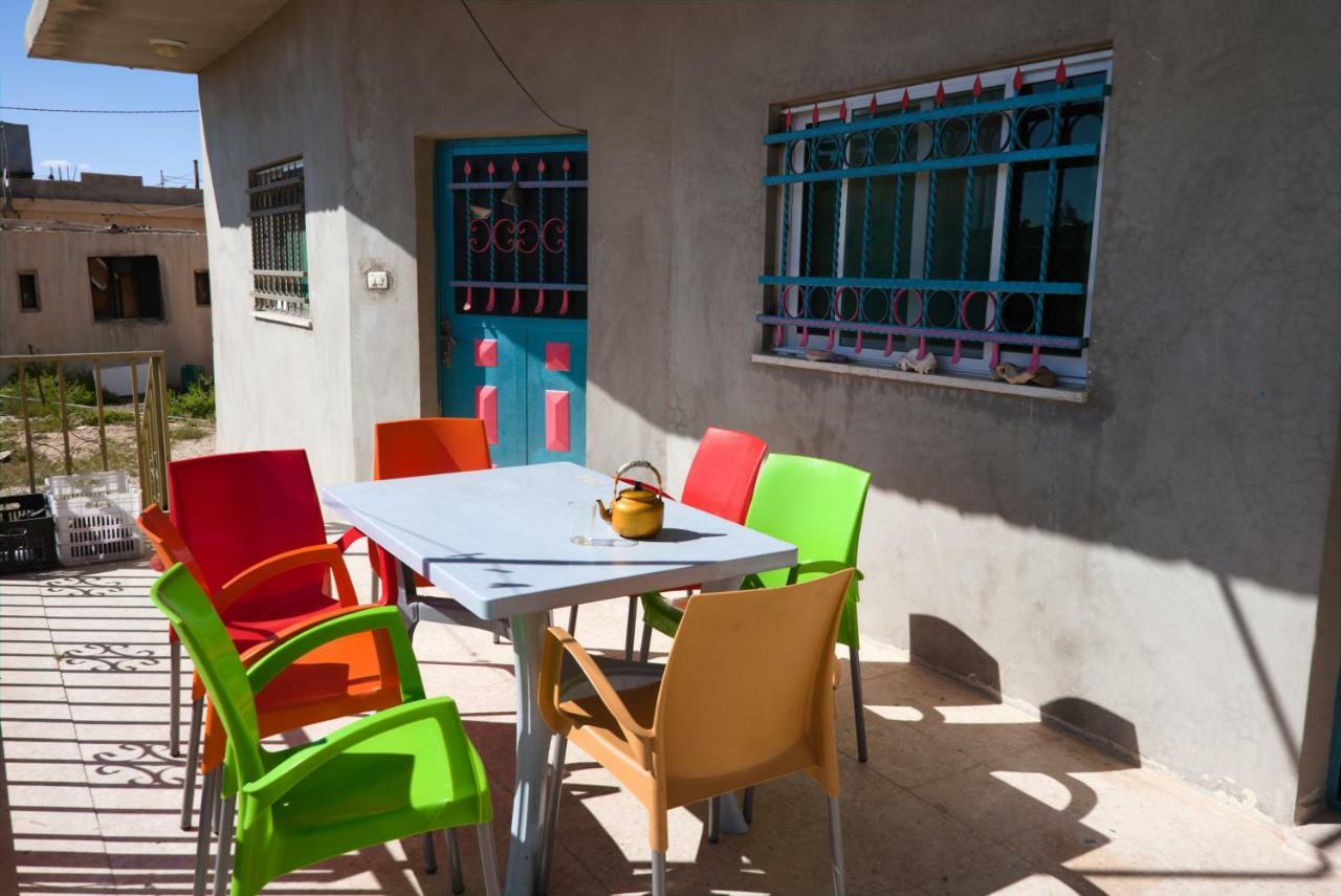 Bedouin Pink Ecohouse Bed and Breakfast Wadi Musa Esterno foto
