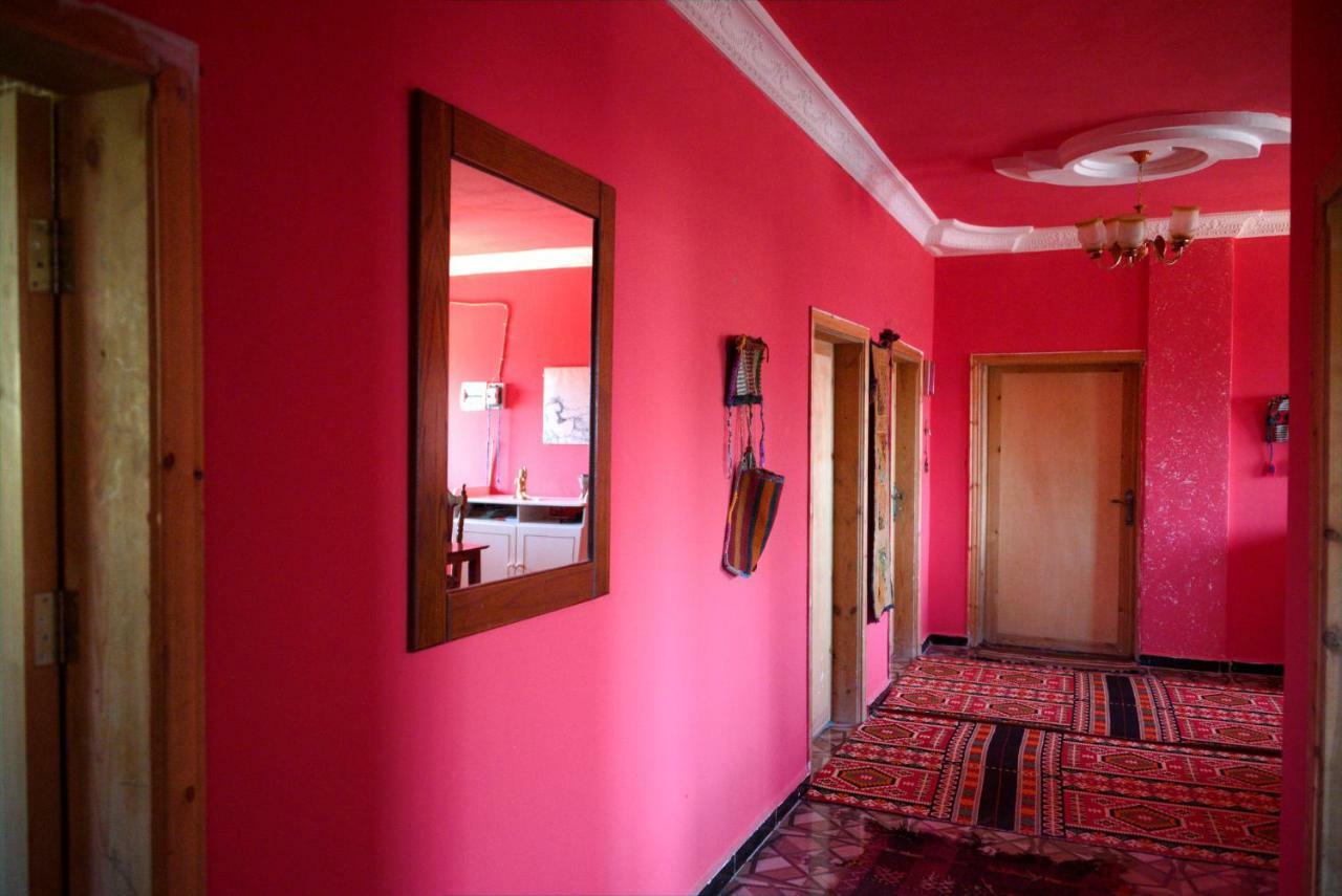 Bedouin Pink Ecohouse Bed and Breakfast Wadi Musa Esterno foto